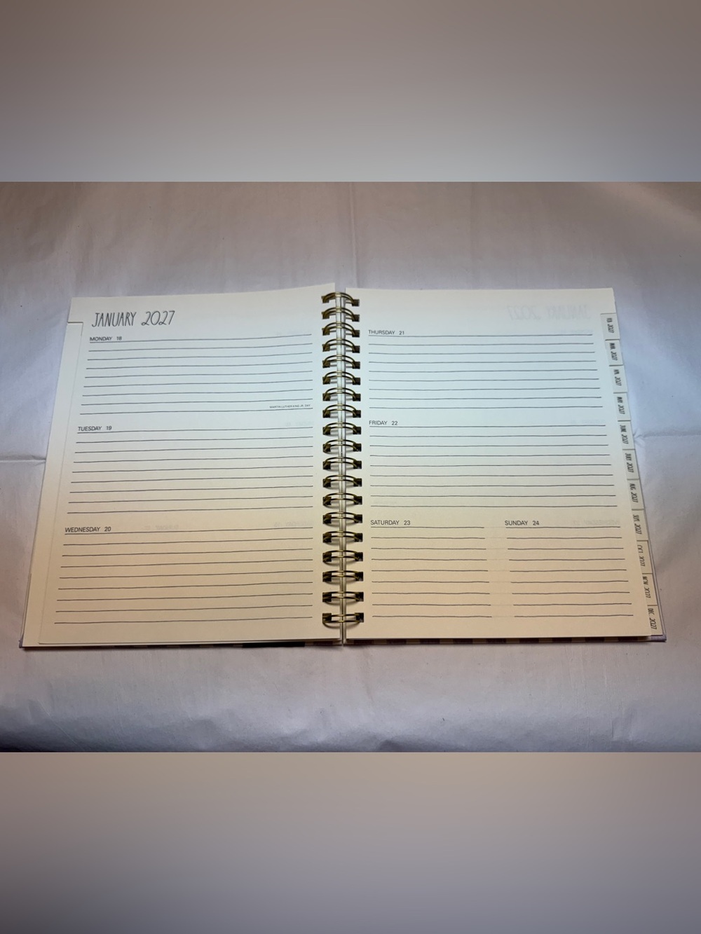 NEW Rae Dunn 2027 Planner Hardback Spiral 17 months Planner Gold Foil Bow Design - Picture 3 of 7